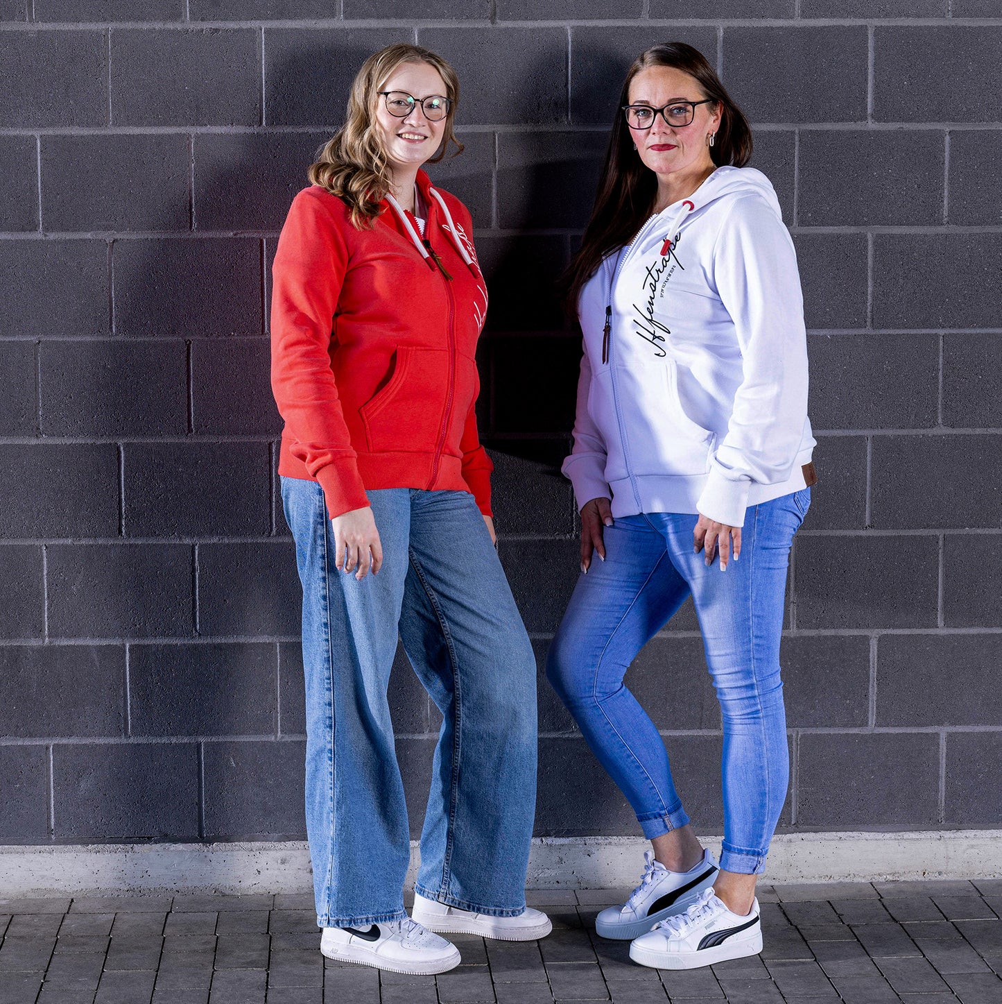 Mädels Zipped VI "Hafenstraße" red
