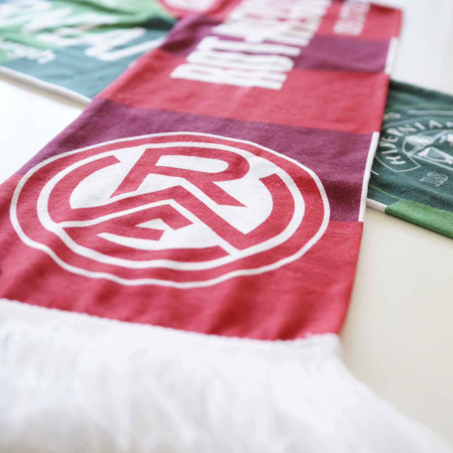Freundschaftsschal "RWE x Hibernian FC"