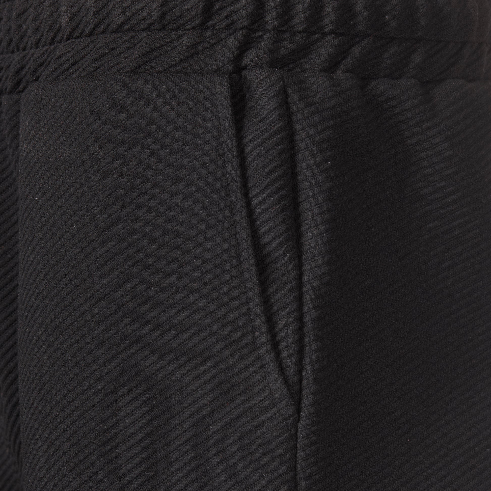 Nahaufnahme Style 2559 Hose "Mythos" Seitentasche, schräger Einriff
