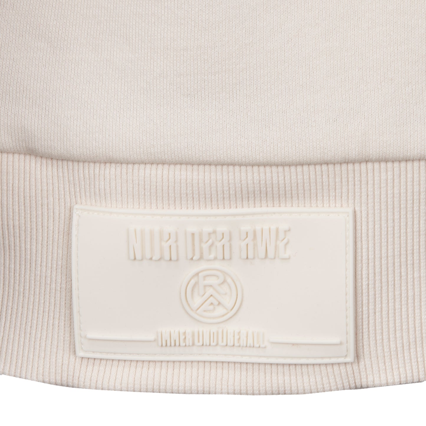 Nahaufnahme Style 2551 Hoodie "College" Gummi-Patch (queres Rechteck, aufgenäht, Sprüche haptisch: "NUR DER RWE", RWE-Logo, "IMMER UND ÜBERALL")