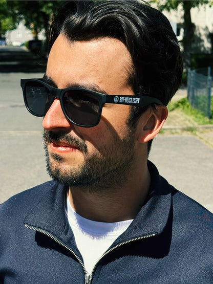 Sonnenbrille schwarz