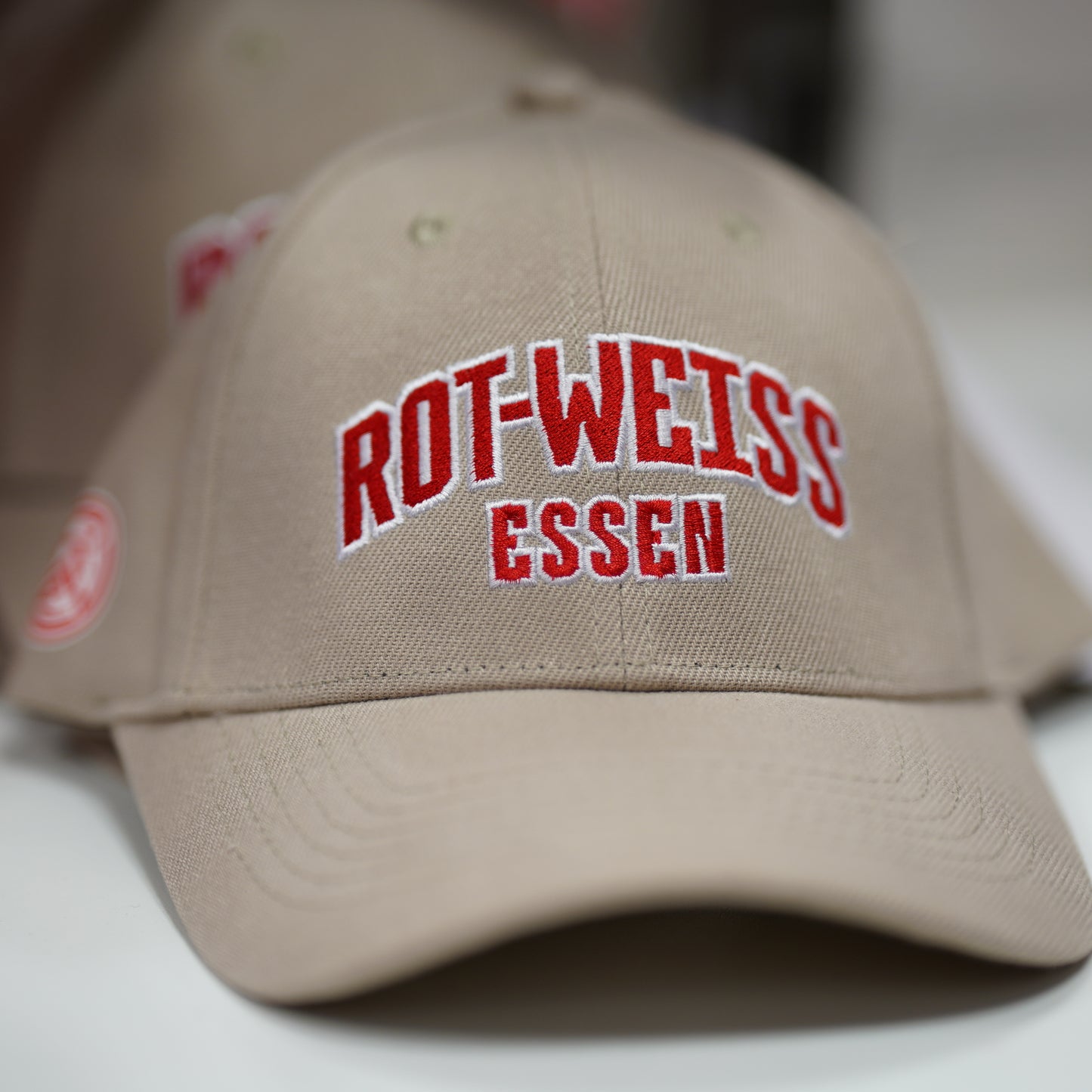 Cap "Rot-Weiss Essen" creme